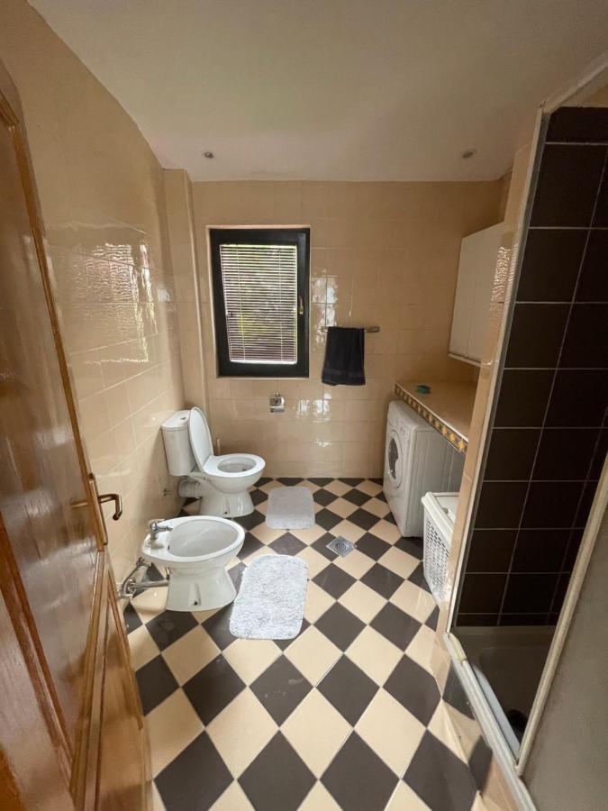 Casa Gialla Free Parking Sarajevo Eksteriør bilde